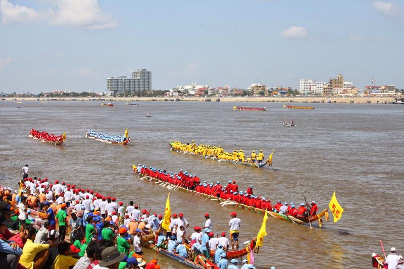 Lễ hội đua thuyền