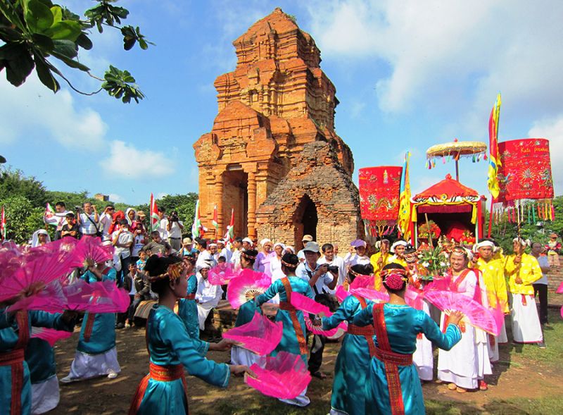 Lễ hội Tháp Bà Ponagar (Khánh Hòa)