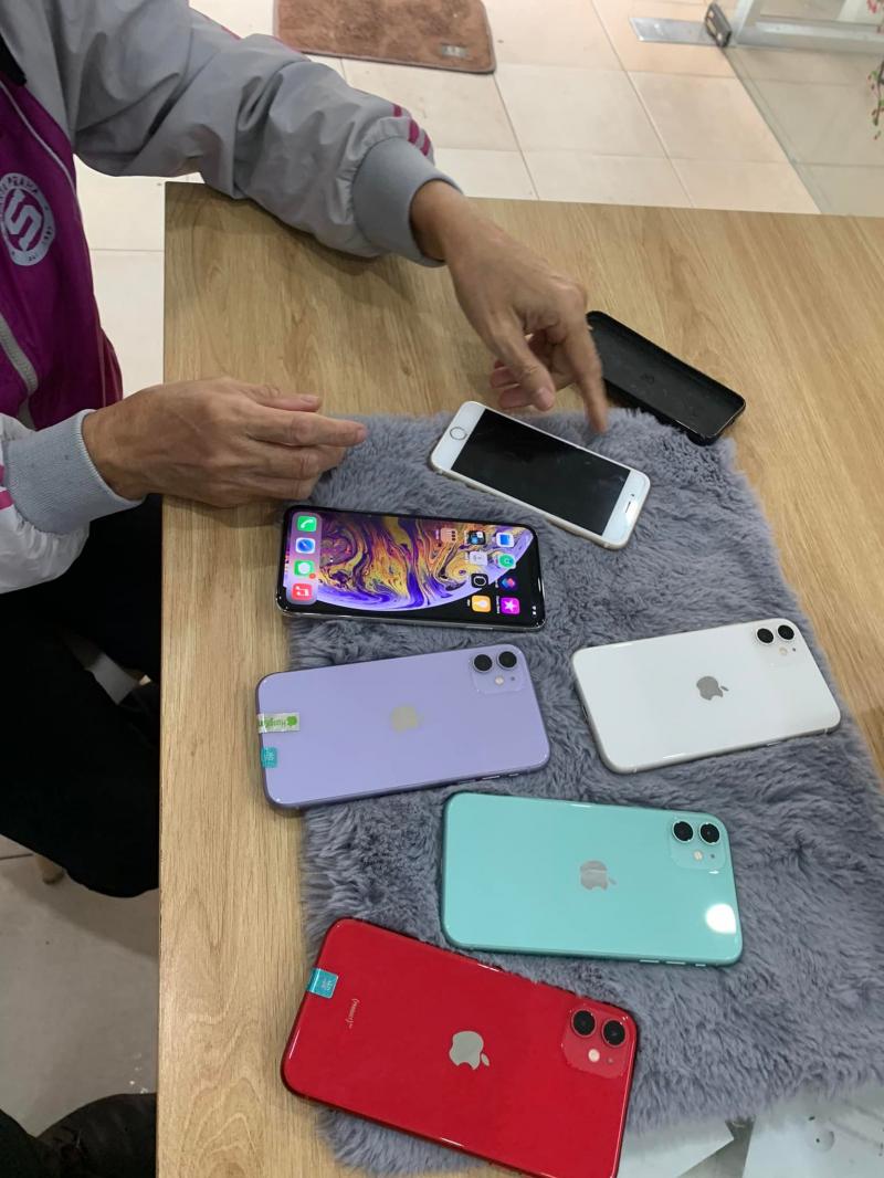 Lê Mẫn (Apple Store)