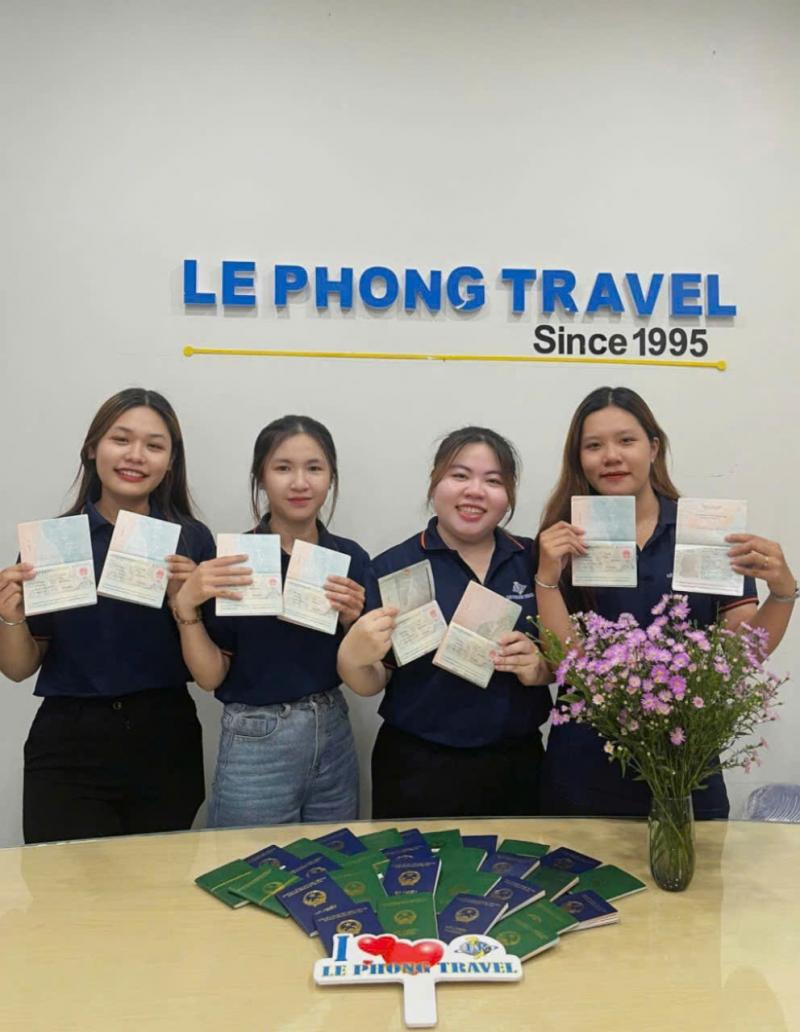 Lê Phong Travel