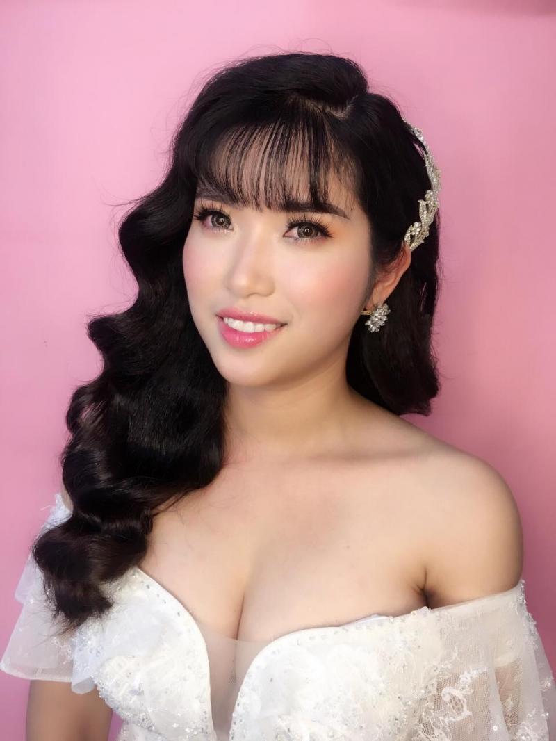 Lê Quỳnh make up (Studio Lê Quỳnh)