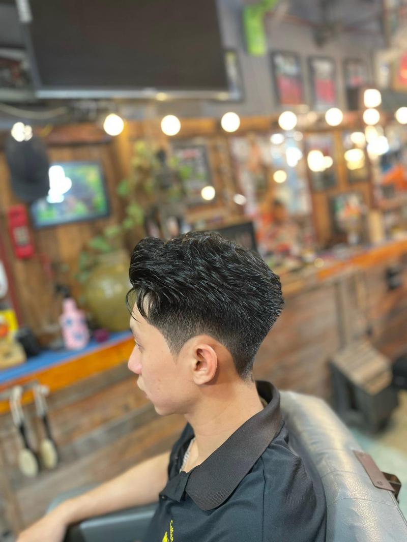 Lê Vững BarBershop