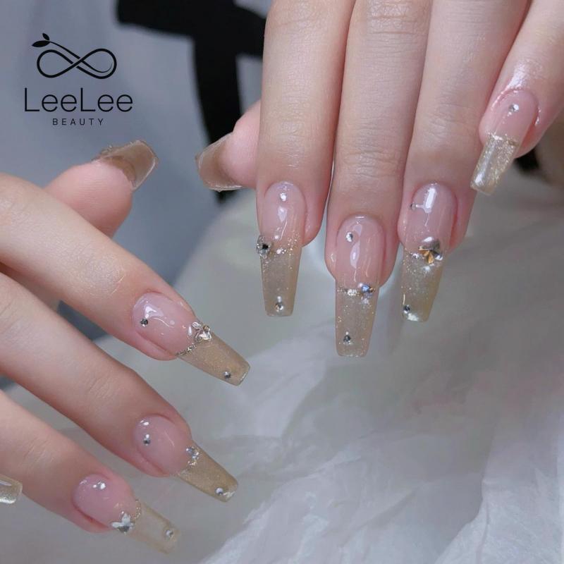 Lee Lee Nail