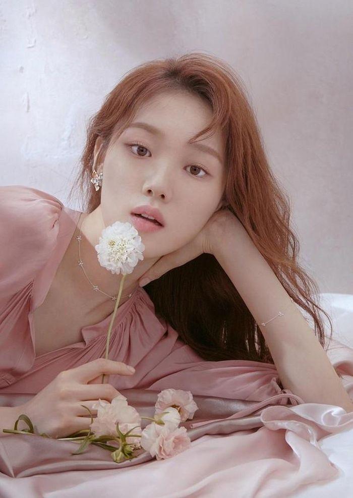 Lee Sung-kyung