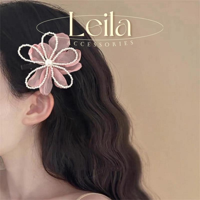 Leila Accessories