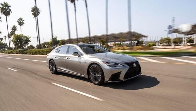 Lexus LS 2022