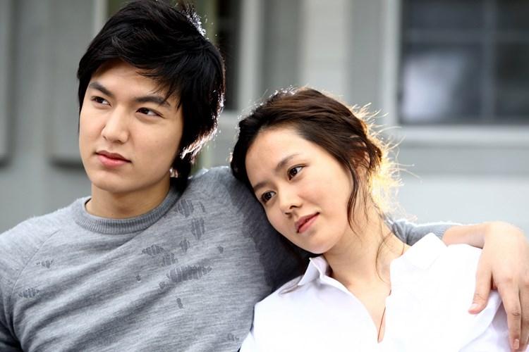 Lee Min Ho cùng Son Ye Jin trong 