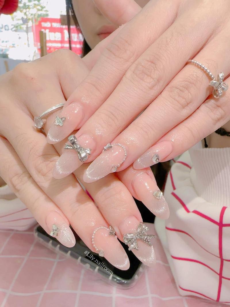 Lilynailroom by Hothiennga
