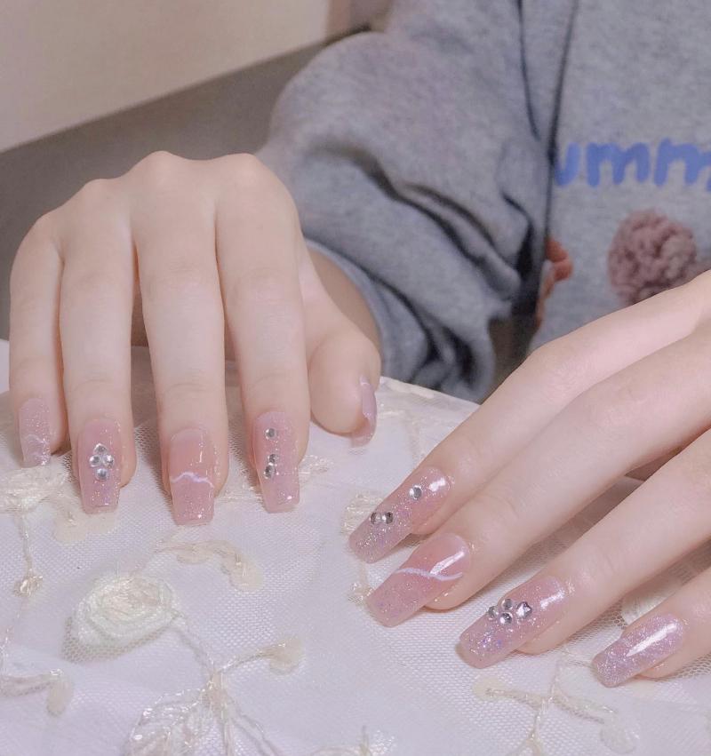 Linh Chi Nail