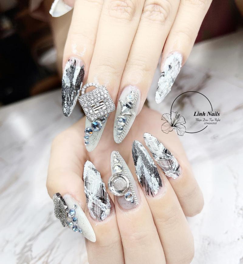 Linh Nail