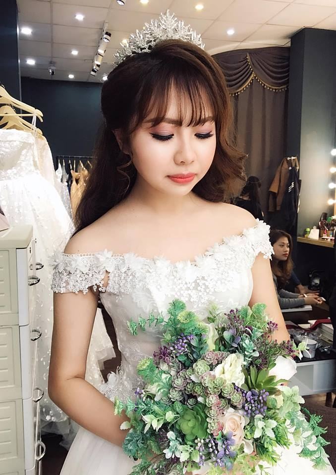 Top 5 Tiệm trang điểm cô dâu đẹp nhất Hạ Long