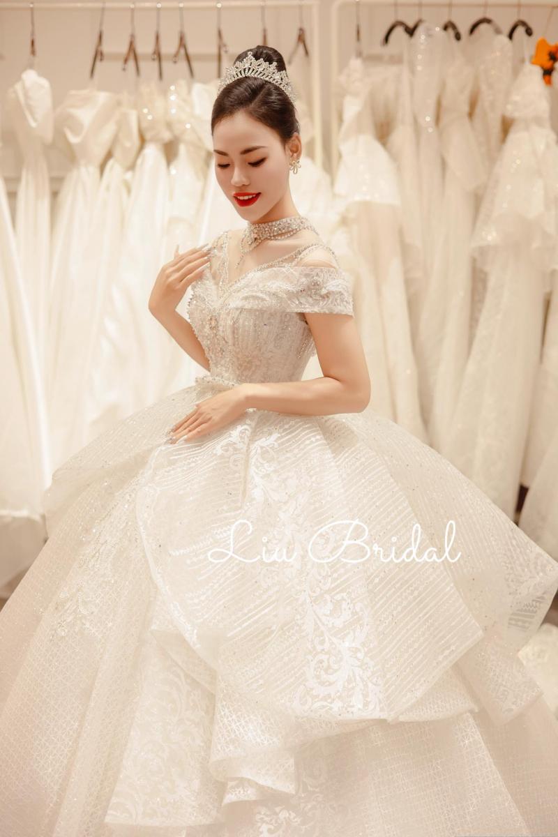 Liu Bridal