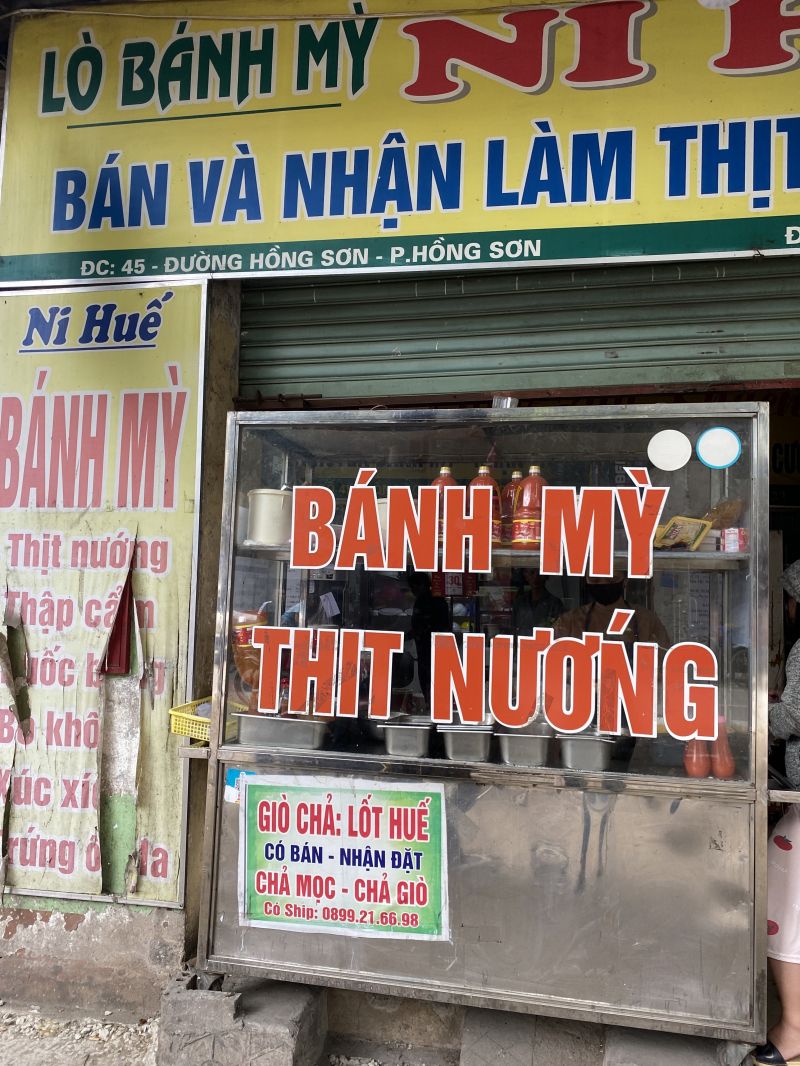 Lò Bánh Mì Ni Huế