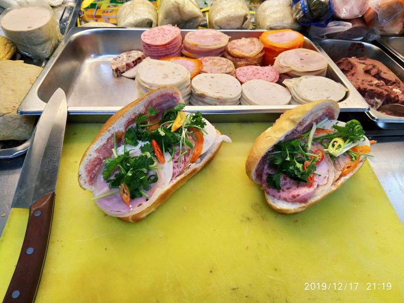 Lò Bánh Mì Triệu Hà Nội