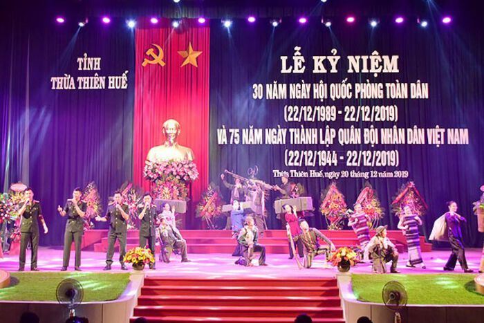 Lời dẫn chương trình văn nghệ ngày 22/12 - Mẫu 10