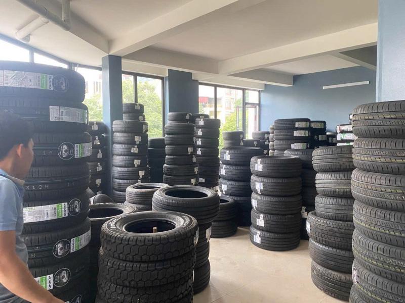 Lốp Lương Tuấn Huy