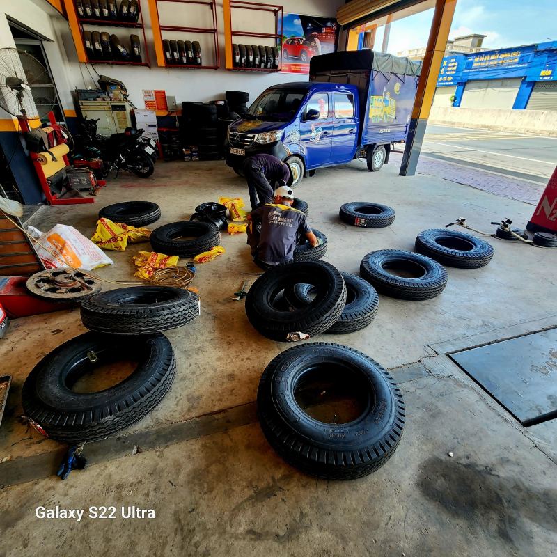 Lốp ô tô Quốc Huy