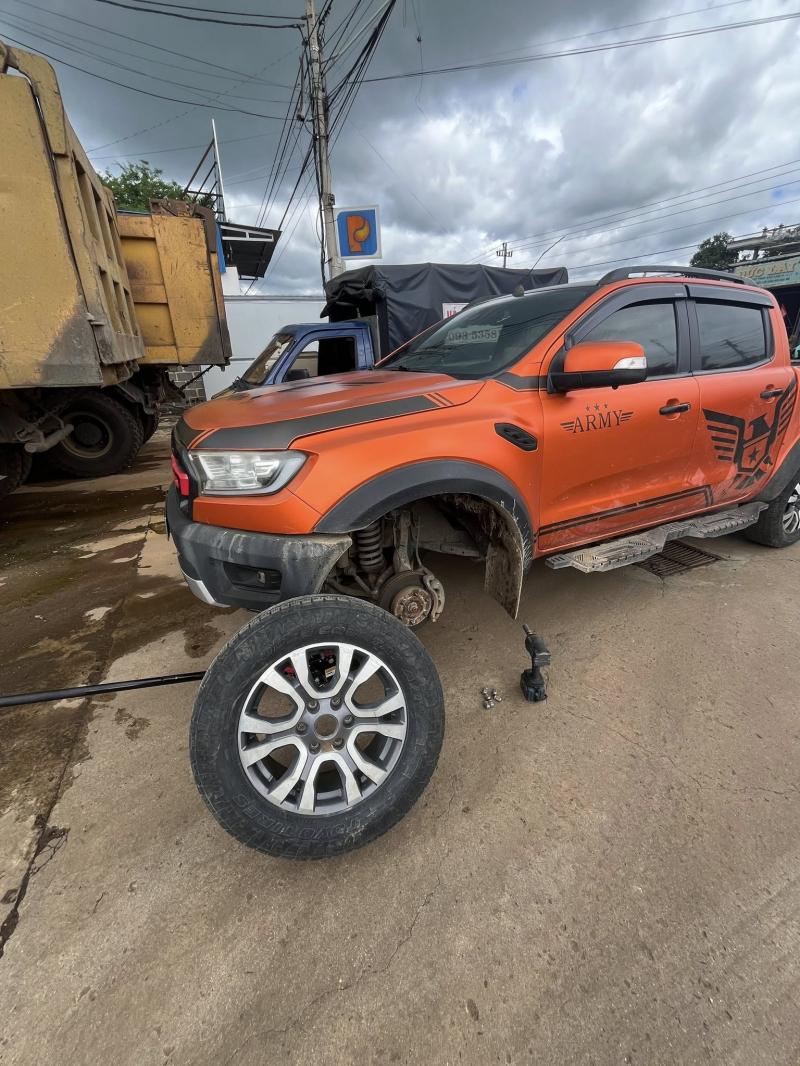 Lốp Xe Lễ Thanh Phương