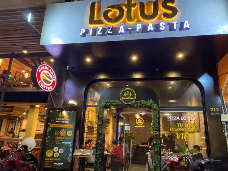 Lotus Pizza