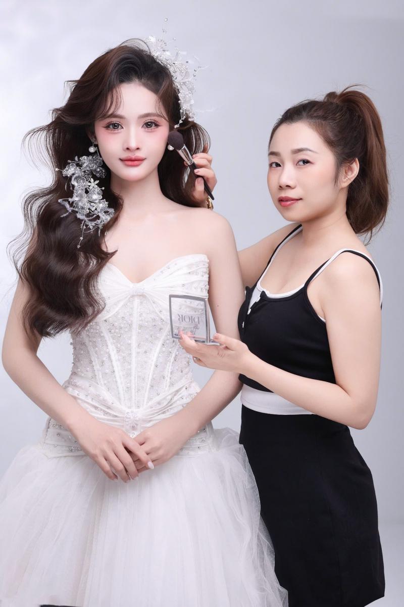 Louis Makeup Academy