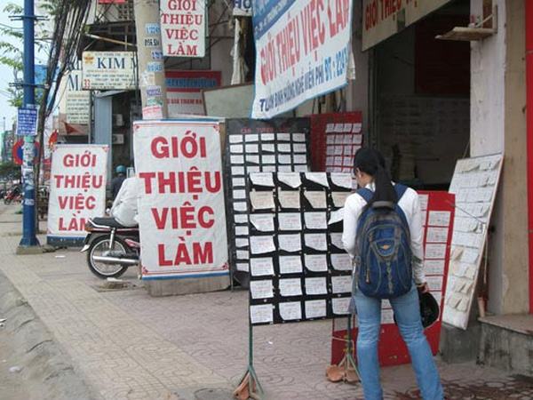 Lừa đảo tại trung tâm giới thiệu việc làm