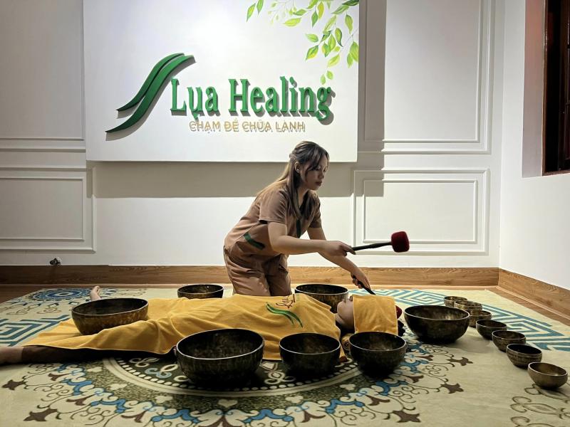 Trị liệu chuông xoay tại Lụa Spa