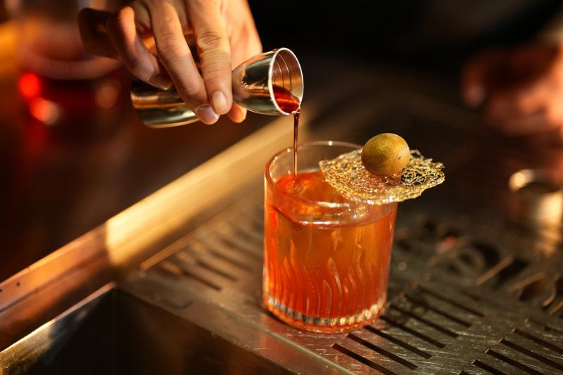 LUMER Monkey Concept Bar