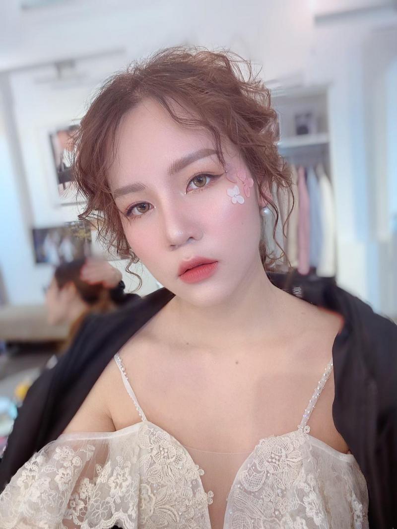 Luna Makeup (JUN Wedding)