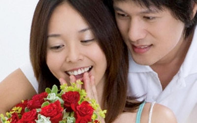 Biết khen ngợi chồng chính là bí kíp gìn giữ hạnh phúc gia đình.