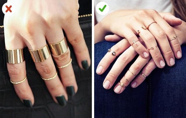Bạn hãy đeo những chiếc nhẫn phù hợp với bàn tay mình