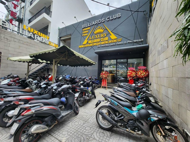 Luxury Billiards Club