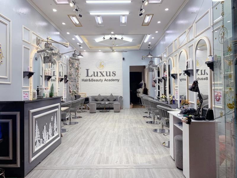 Luxus Hair Salon