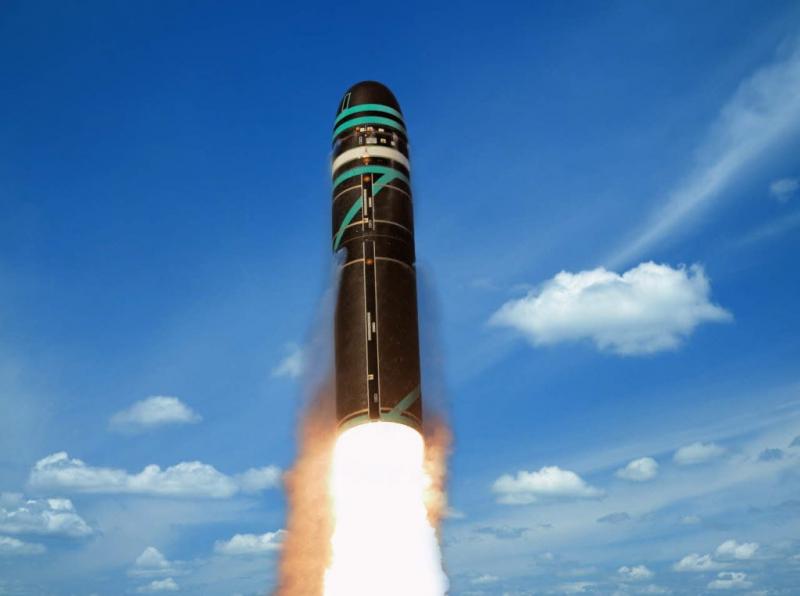 Tên lửa M51 của Pháp