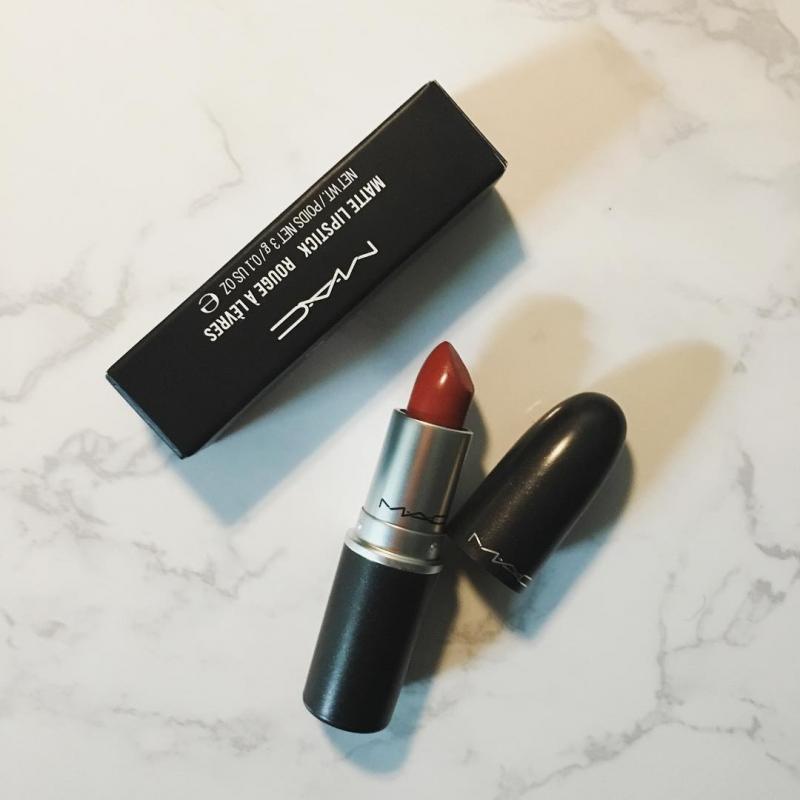 Review MAC Powder Kiss Lipstick mềm môi mịn lì  BlogAnChoi