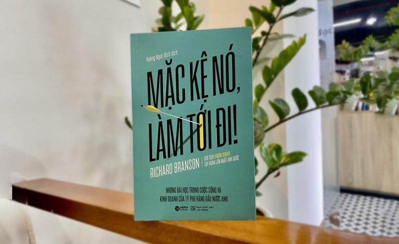 Mặc kệ nó, làm tới đi