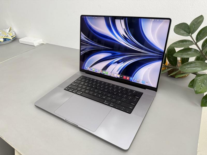 Mac Online