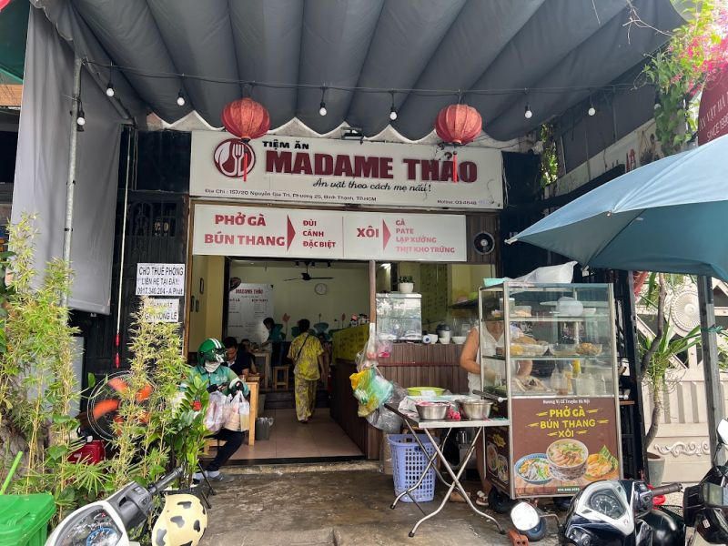 Madame Thảo - Xôi Bắc & Phở Gà