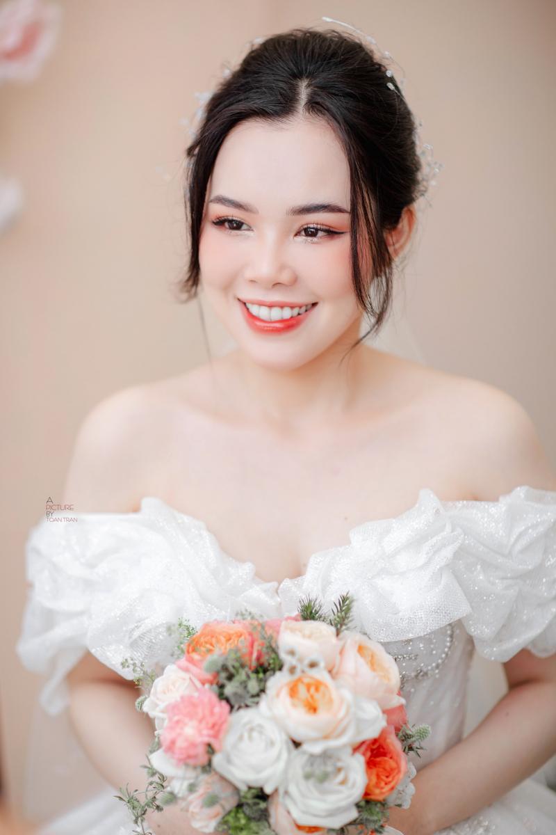 Mai Bridal