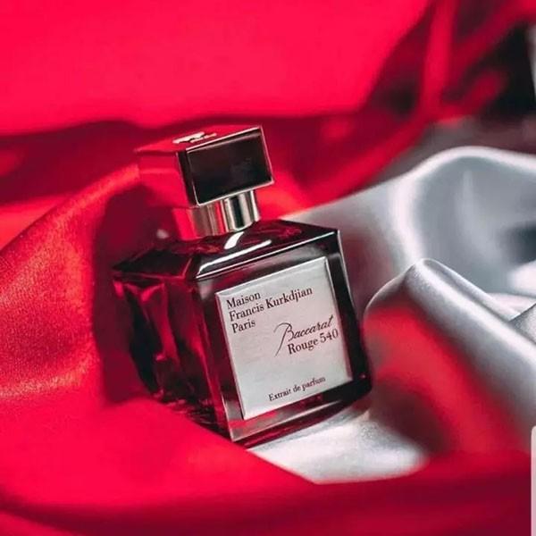 Maison Francis Kurkdjian Baccarat Rouge 540 Extrait De Parfum 70ml