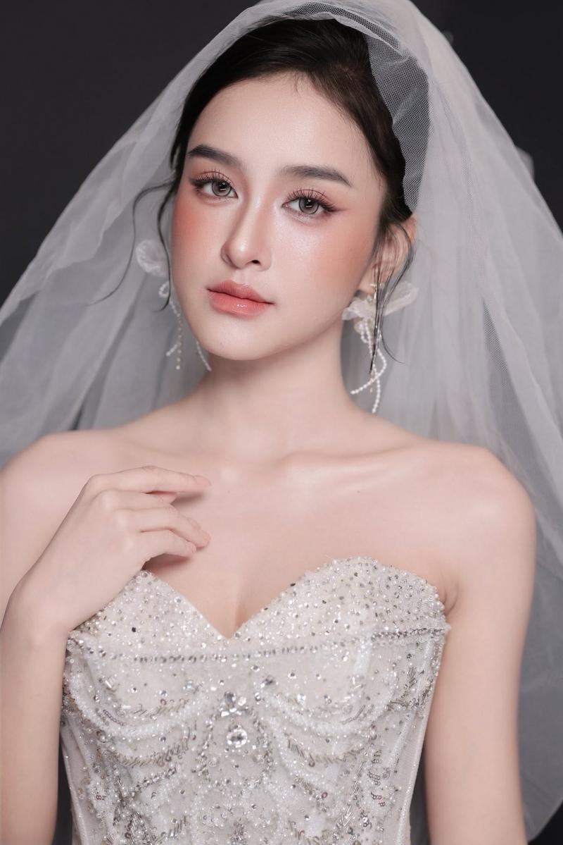 Make Up Hùng Việt