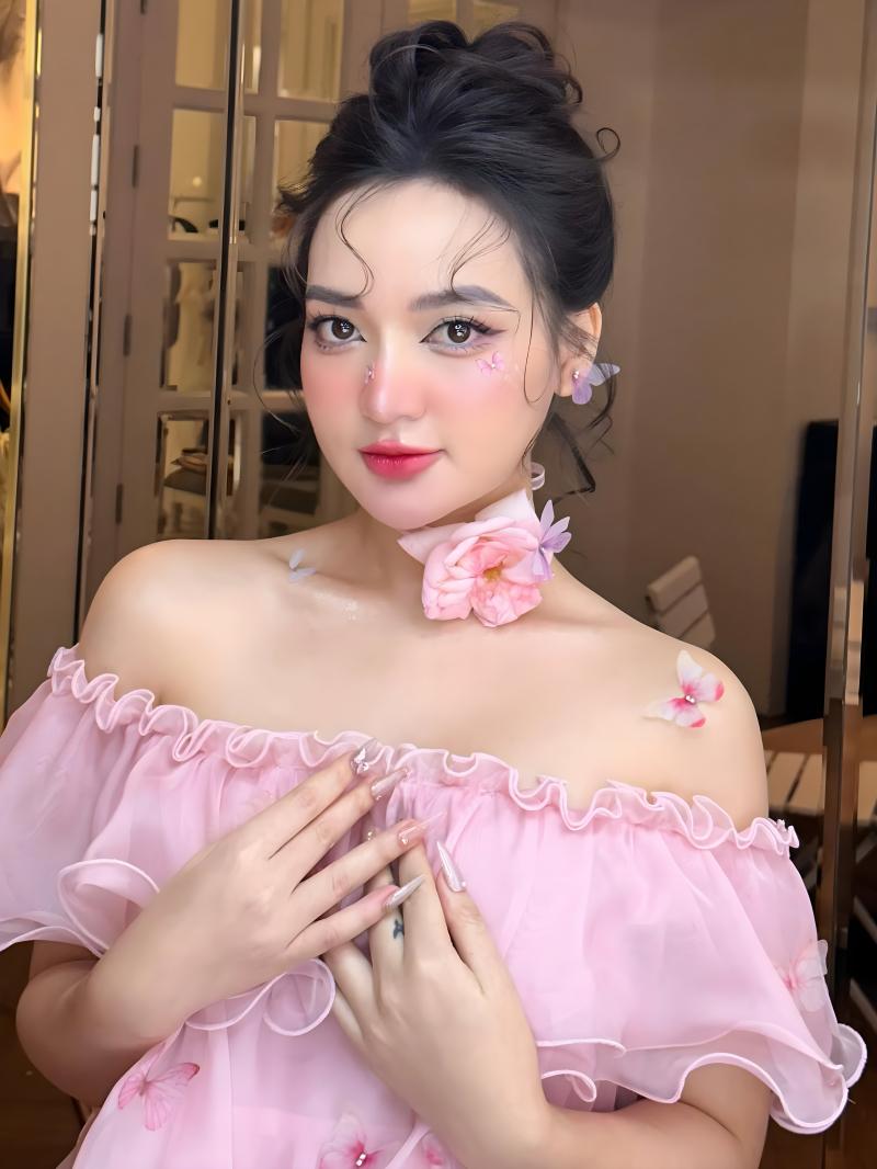 Make Up Hương Chanel