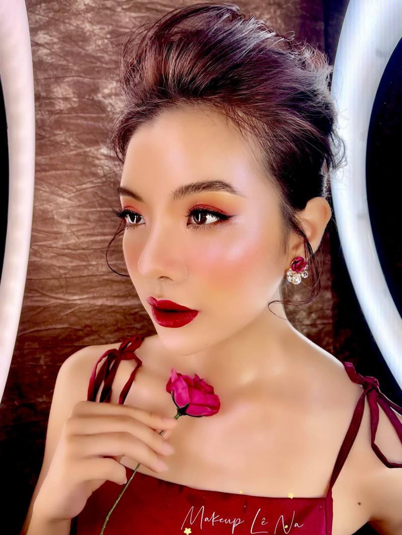 Make Up Lê Na