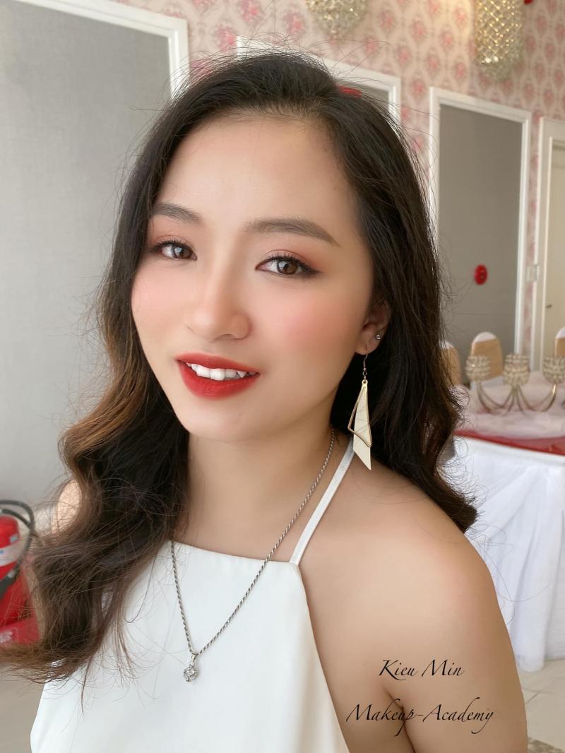 Tại MakeUp Kiều Min bạn có thể lựa chọn nhiều phong cách makeup phù hợp với sở thích và gương mặt của mình