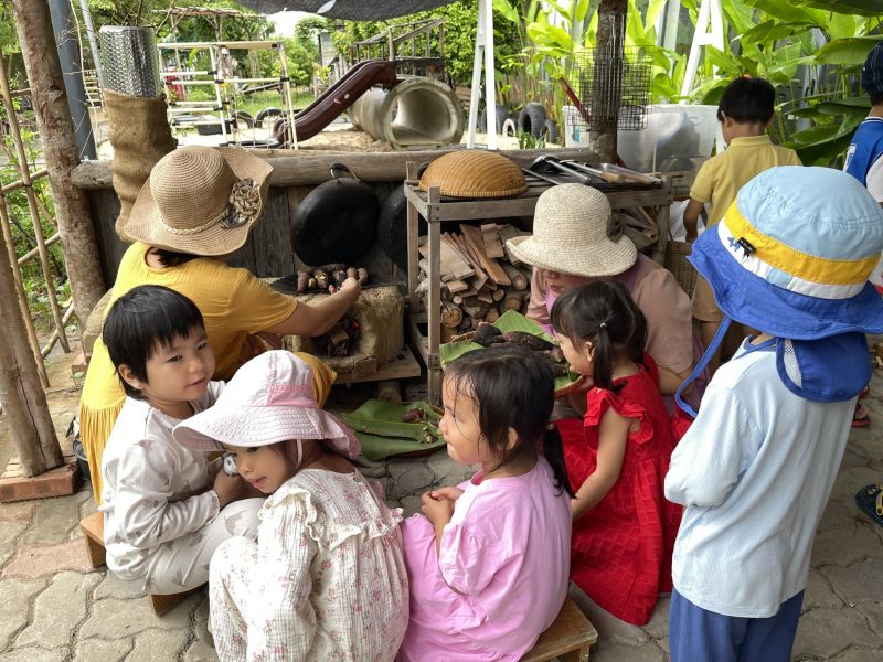 Mầm non Hoa Hướng Dương - Sunflower Steiner Kindergarten