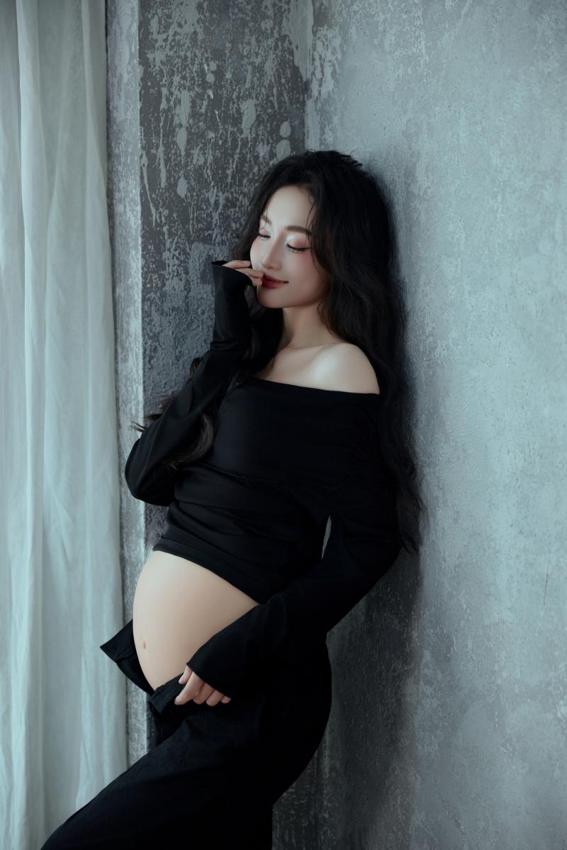 Mạnh Tùng Studio - Chụp ảnh bầu xinh Hà Nội