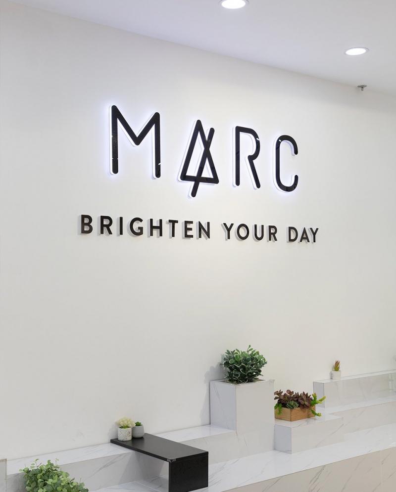 Marc Fashion Store