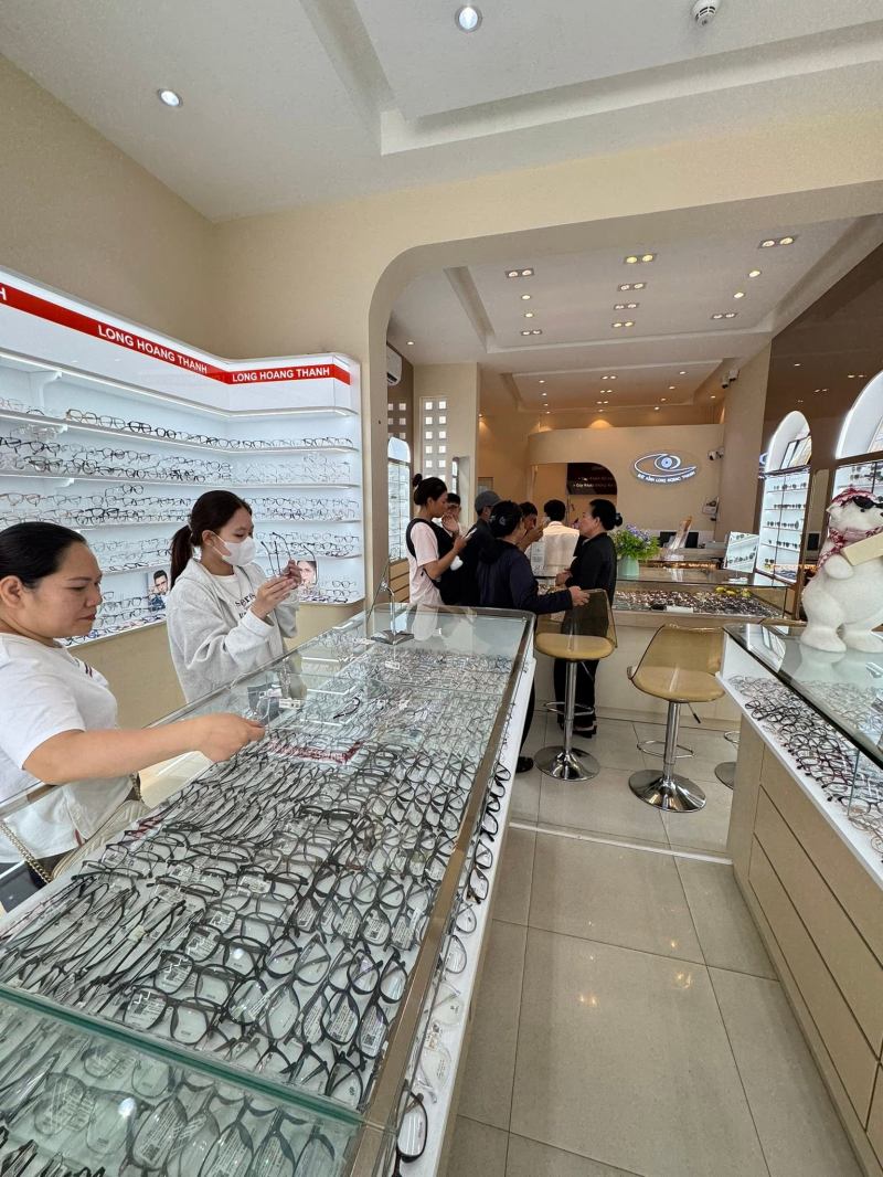 Mắt Kính Long Hoàng Thành - Đà Nẵng