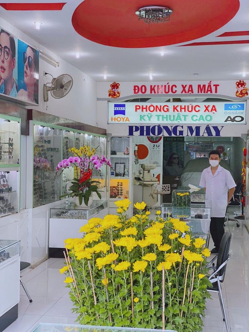 Mắt Kính Thuốc Ngọc Vân