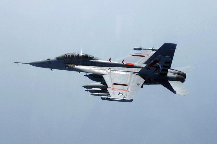 Máy bay chiến đấu Boeing EA-18G Growler