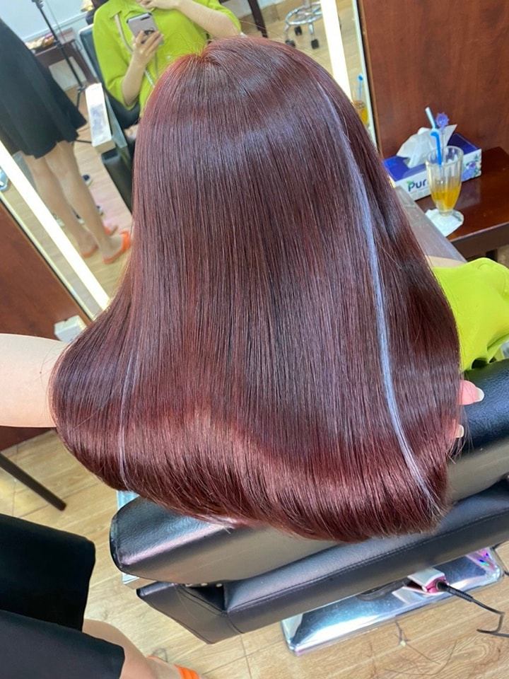 Mayluu Salon luôn làm bằng cái tâm của một người làm nghề và dùng chuyên môn mang đến cho bạn kiểu tóc đẹp nhất